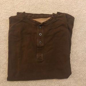 brown long sleeve shirt